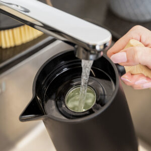 ESTIA ΚΑΝΑΤΑ ΘΕΡΜΟΣ ΜΕ ΕΡΓΟΝΟΜΙΚΗ ΛΑΒΗ 1.0lt ΜΑΥΡΟ - Image 6